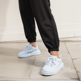 Couple Style Fashion Versatile White Shoes | Korean Version Height-Increasing Thick-Soled Casual Sports Shoes, Soft-Soled Shock-Absorbing Outdoor Walking Shoes, Lace-up Closure, Plain Toe, Solid Color, Low Top, Suitable for Spring, Women Shoes