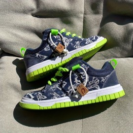 New Navy Blue Low-Top Sneakers for Men, Trendy Casual Canvas Shoes That Are Versatile And Suitable for Students, Available in Larger Sizes for All Seasons