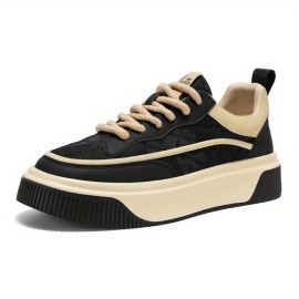 Casual Sneakers for Students with a Unique Design, Featuring a Low-Top Skate Shoe Style And a Durable Platform Suitable for Streetwear