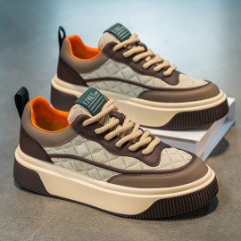 Casual Sneakers for Students with a Unique Design, Featuring a Low-Top Skate Shoe Style And a Durable Platform Suitable for Streetwear